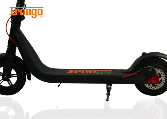 Modern Stand Up Electric Kick Scooter Untuk Bepergian Ke Kerja 100kg Maks Beban