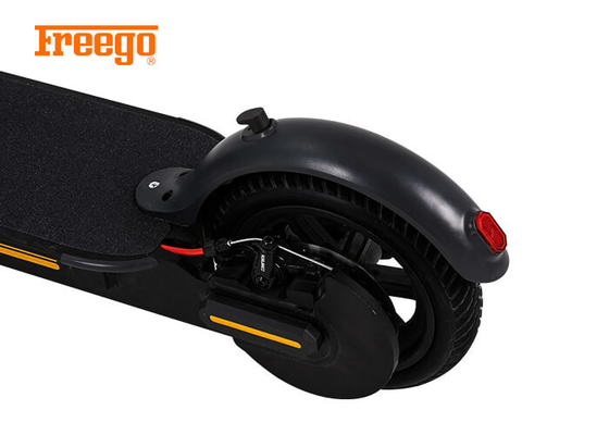 Skuter Listrik Warna Hitam Dibagi Ukuran Ban 8.5 &amp;#39;&amp;#39; Dengan Baterai Yang Dapat Dilepas